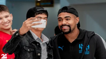 الهلال: خيمينيز يقود برنامجاً تأهيلياً خاصاً لضمان عودة مالكوم السريعة للملاعب